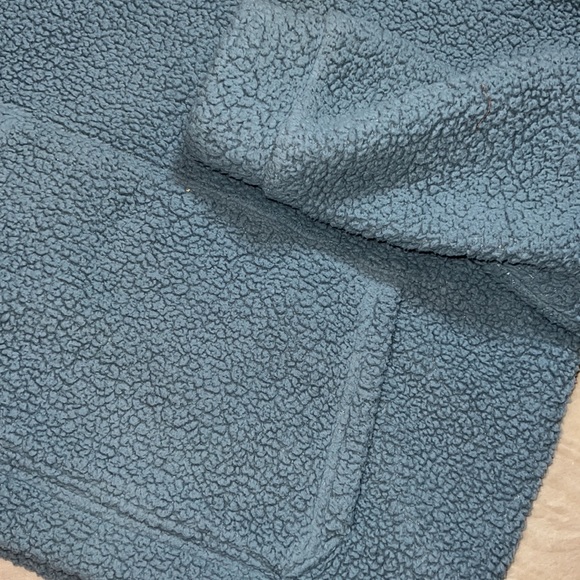 American‎ Eagle sherpa quarter zip - Picture 5 of 7